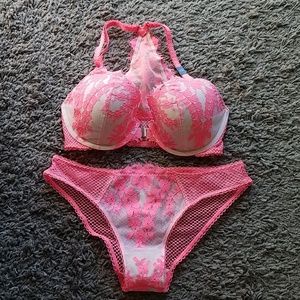 Victoria's Secret DREAM ANGELS Bra & Panty Set